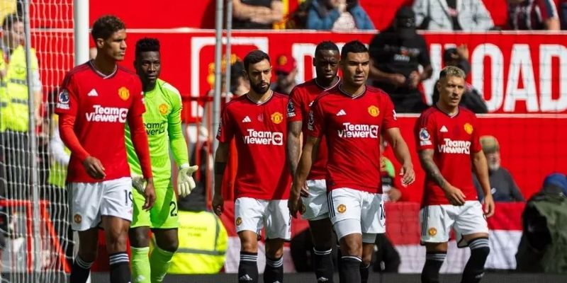 Fan Manchester United góp phần xây dựng bản sắc tại Old Trafford