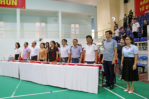 Khoảnh Khắc Tại Nhà Thi Đấu Kiến An