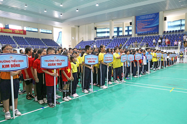 Khoảnh Khắc Tại Nhà Thi Đấu Kiến An