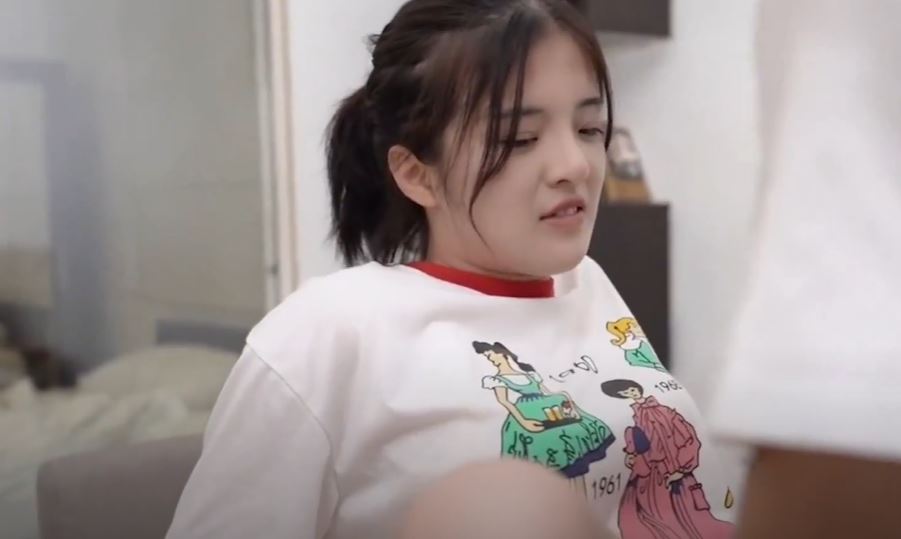 Diễn viên Lin Yuxi reviews phim của chính mình