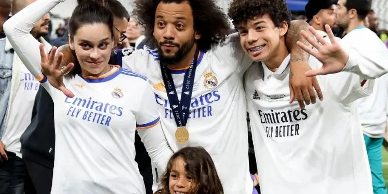 Tìm hiểu phong cách thi đấu Enzo Alves Vieira