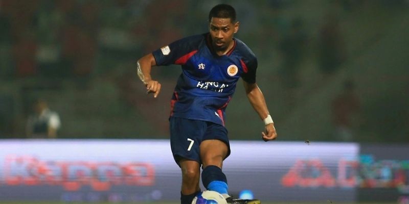 Quang Vinh - Cầu thủ tài năng vượt trội