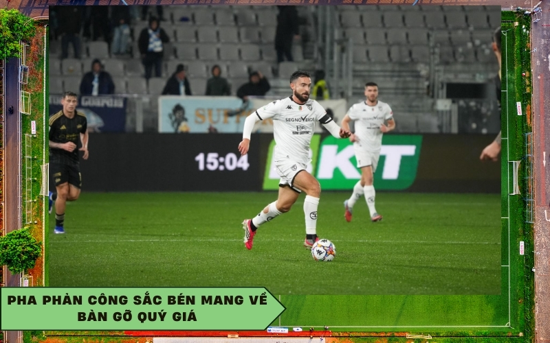 Pha phản công sắc bén mang về bàn gỡ quý giá